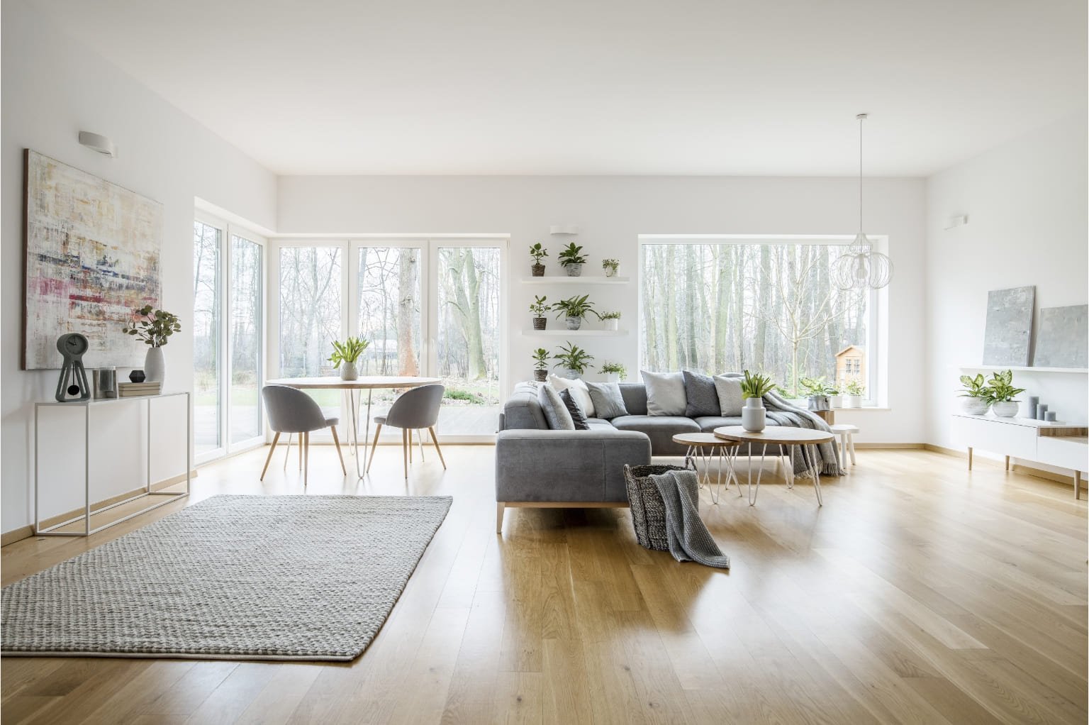 Stylish and high-quality laminate flooring by Grand Remodeling Center in Spring, TX